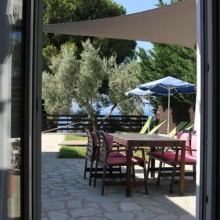 Villa Villa Kyriaki , Villa Dimitrios Kolios