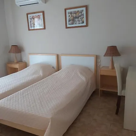 Villa Villa Kyriaki , Villa Dimitrios Kolios