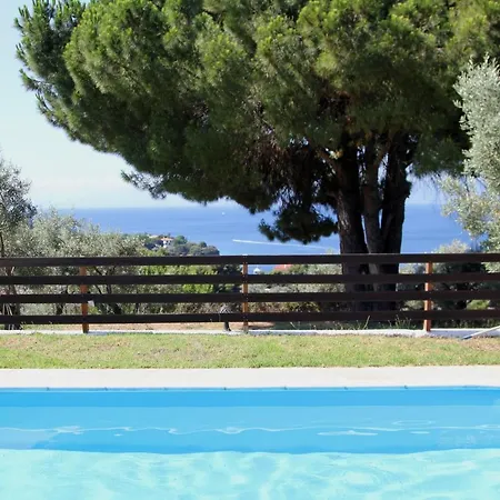 Villa Kyriaki , Villa Dimitrios *