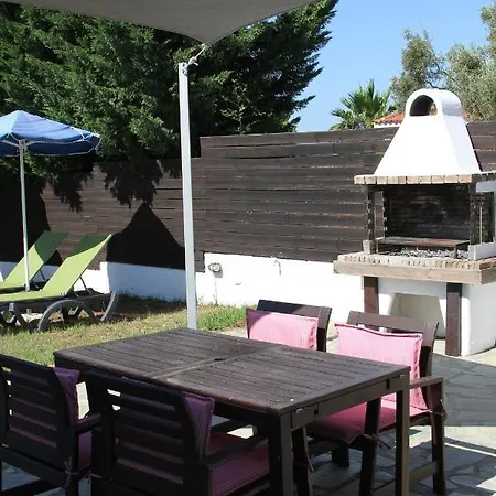 Villa Kyriaki , Villa Dimitrios