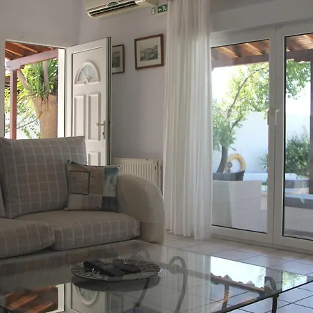 Villa Kyriaki , Villa Dimitrios Vila Kolios
